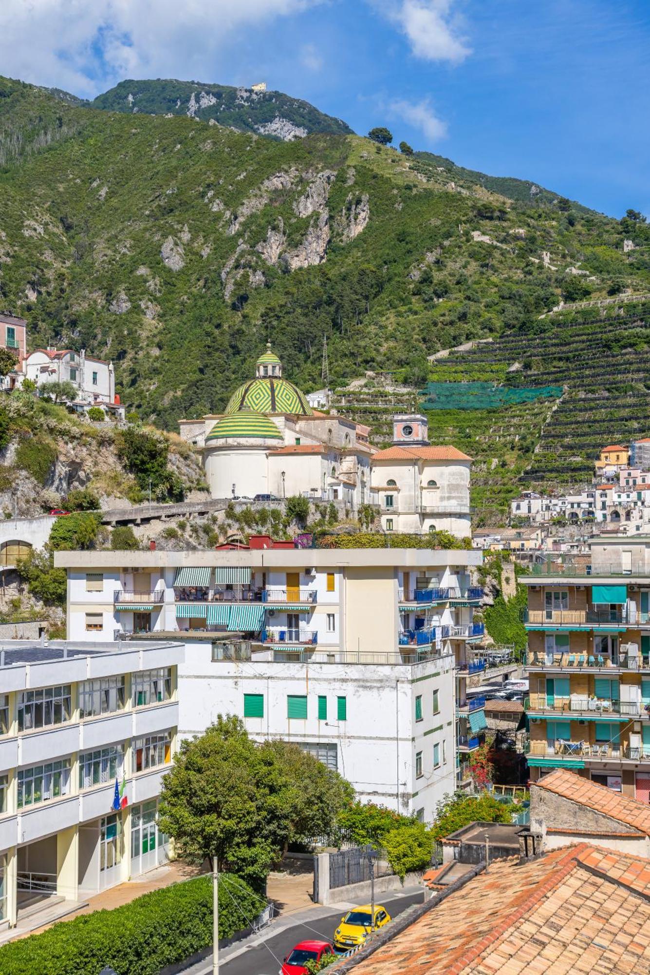Le Terrazze Di Santa Tecla Apartment Maiori Luaran gambar