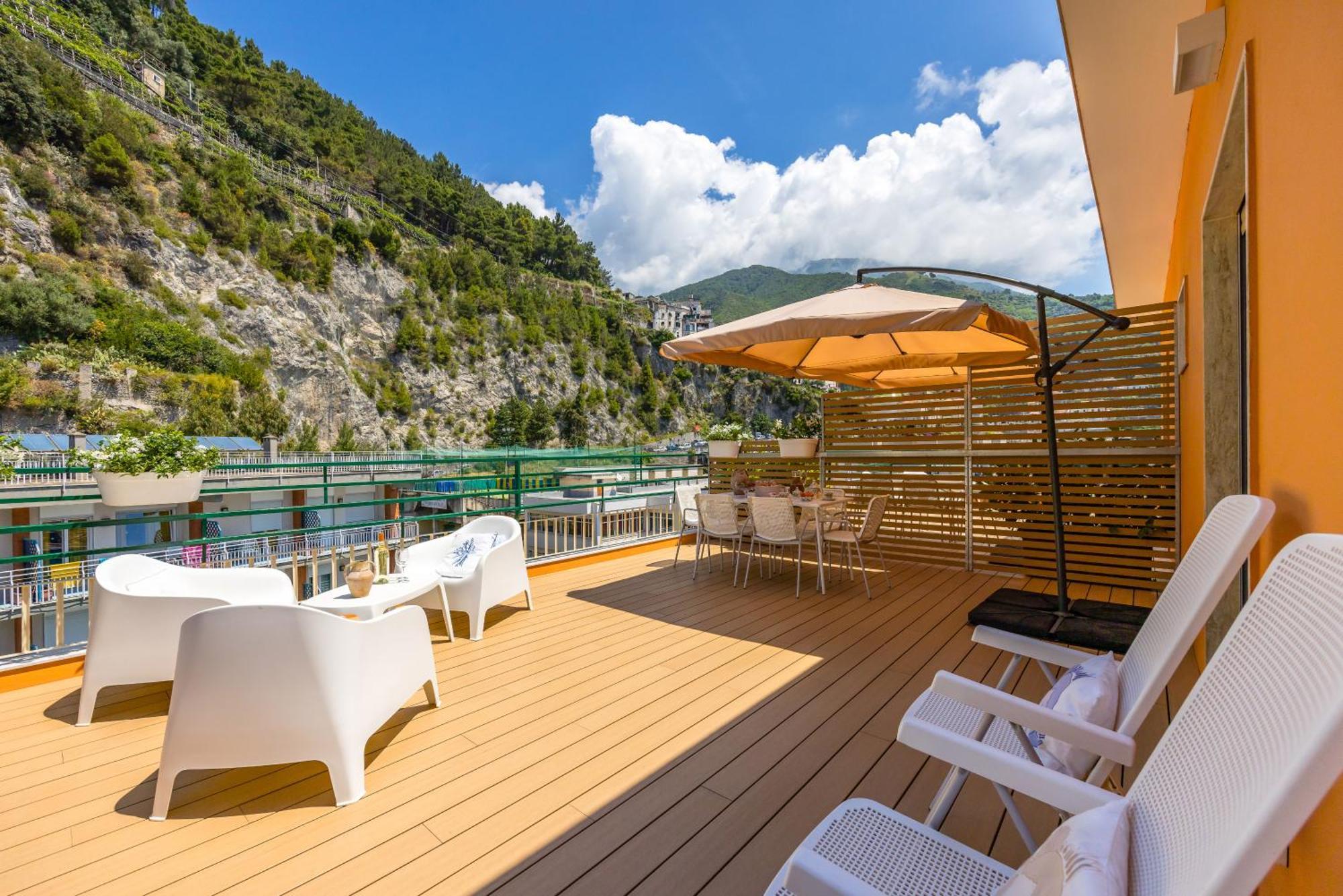 Le Terrazze Di Santa Tecla Apartment Maiori Luaran gambar