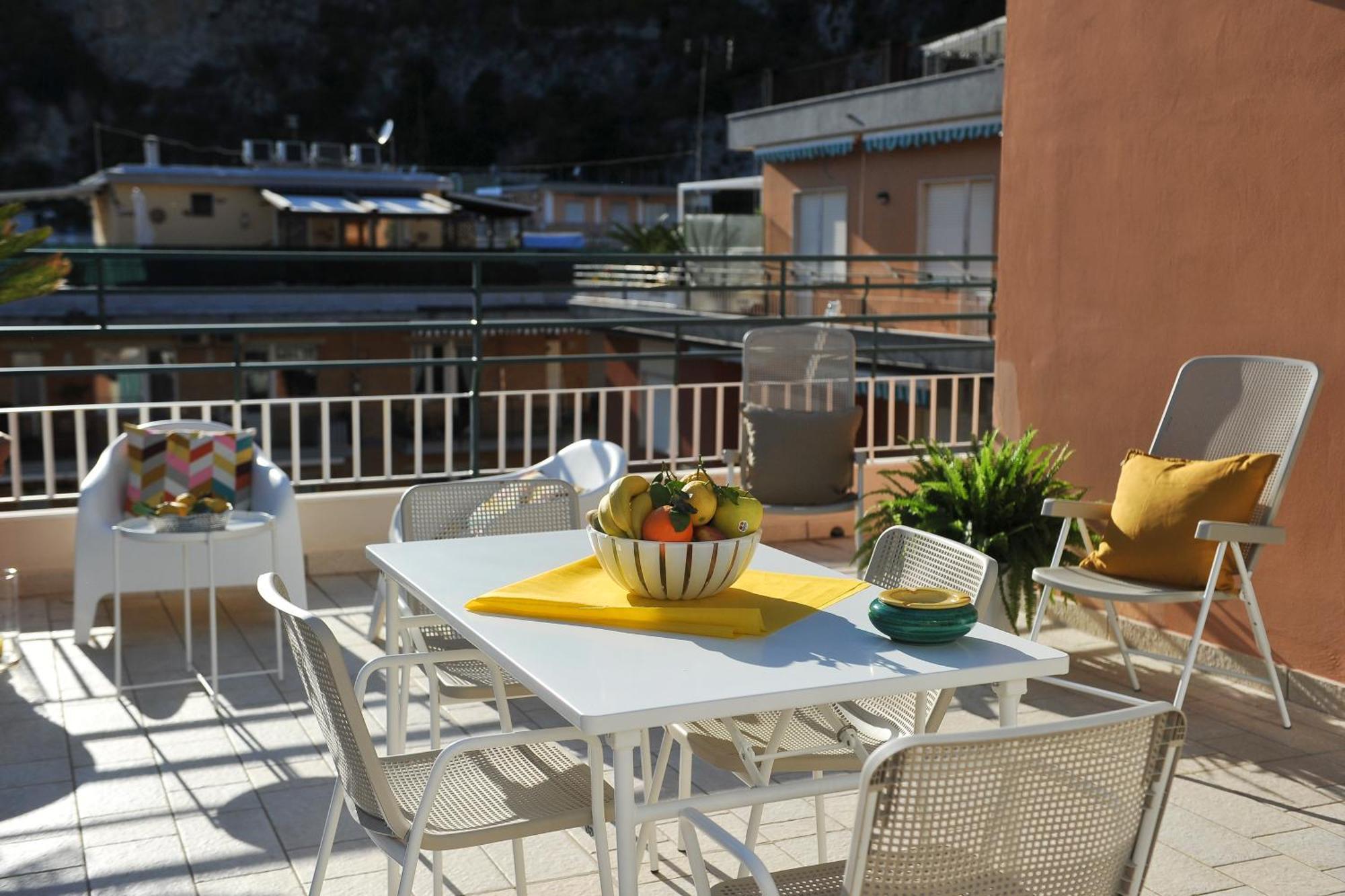 Le Terrazze Di Santa Tecla Apartment Maiori Luaran gambar